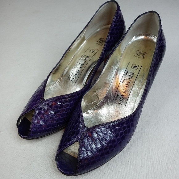 Bruno Magli Women Shoe Pumps 2.5" Heel Purple Snak - Picture 1 of 11